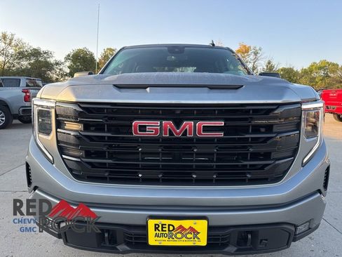 New 2026 GMC Sierra 1500 Elevation image 2