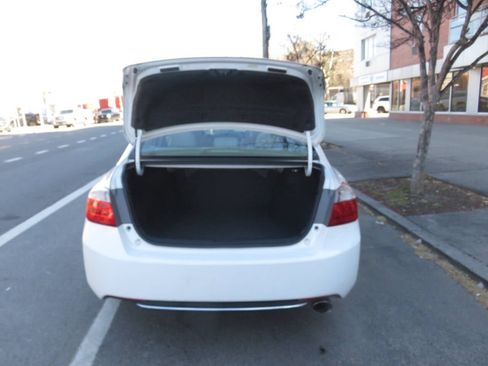 Used 2013 Honda Accord EX-L image 24