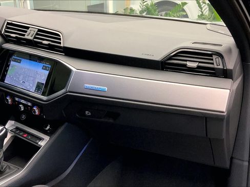 Used 2022 Audi Q3 2.0T Premium Plus AWD/4WD image 19