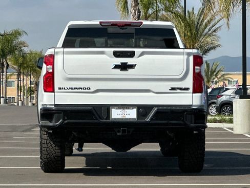 New 2026 Chevrolet Silverado 1500 ZR2 w/ LPO, Dark Essentials Package image 5