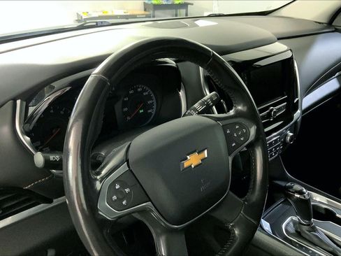 Used 2020 Chevrolet Traverse LT w/ LPO, Floor Liner Package image 14
