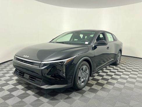 New 2026 Kia K4 FWD image 8