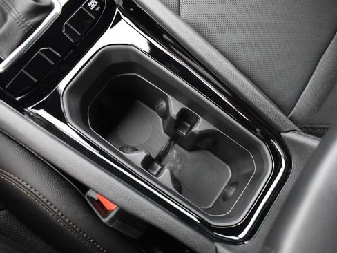 Used 2024 Jeep Compass Limited image 33