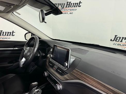 Used 2022 Nissan Altima 2.5 SL image 32