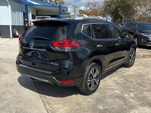 Used 2017 Nissan Rogue SL w/ SL Premium Package image 6