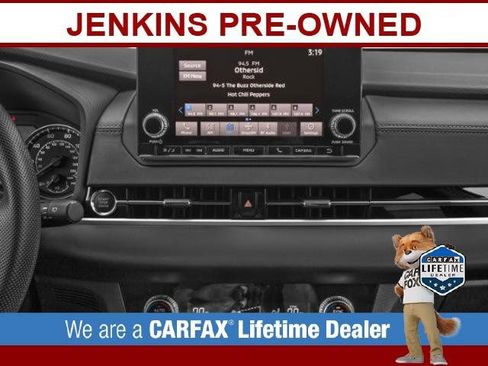 Used 2022 Mitsubishi Outlander ES image 39