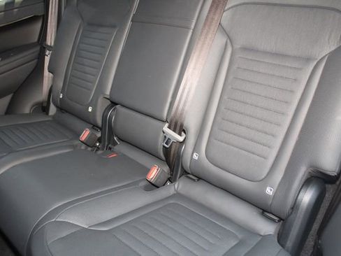 Used 2024 Land Rover Range Rover Sport image 24