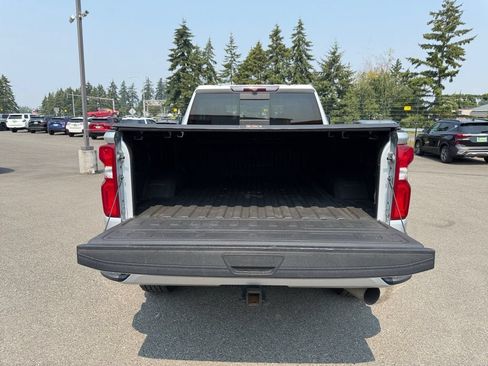 Used 2022 Chevrolet Silverado 3500 High Country AWD/4WD image 26