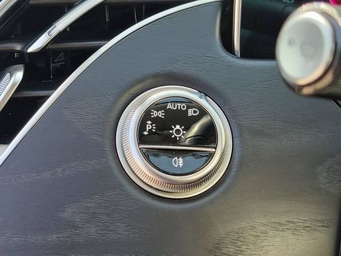Used 2025 Mercedes-Benz E 350 Sedan w/ Winter Package image 29