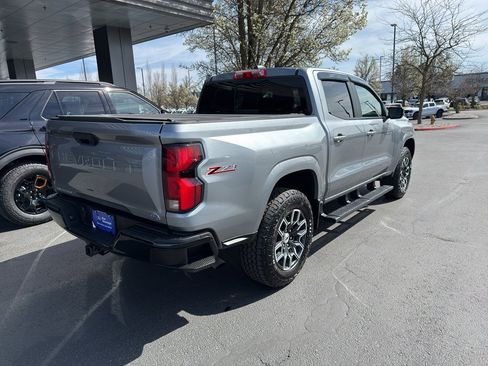 Used 2023 Chevrolet Colorado Z71 w/ Z71 Convenience Package 2 image 4
