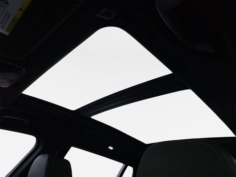 Used 2019 BMW X7 xDrive50i w/ M Sport Package image 33