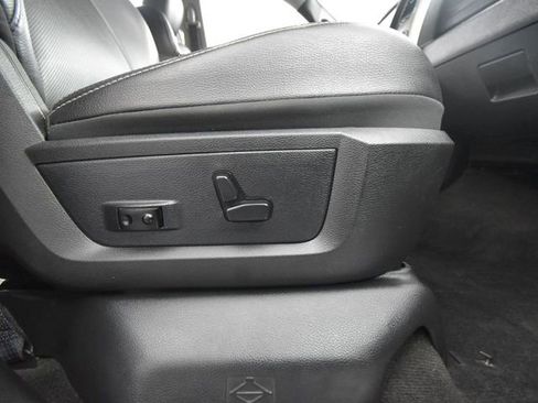 Used 2016 RAM 1500 Laramie w/ Convenience Group image 46