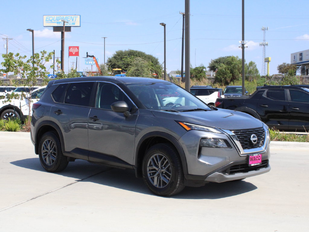 Used 2022 Nissan Rogue S FWD 360° Tour