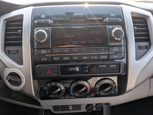 Used 2012 Toyota Tacoma 4x4 Double Cab w/ TRD Sport Pkg image 17