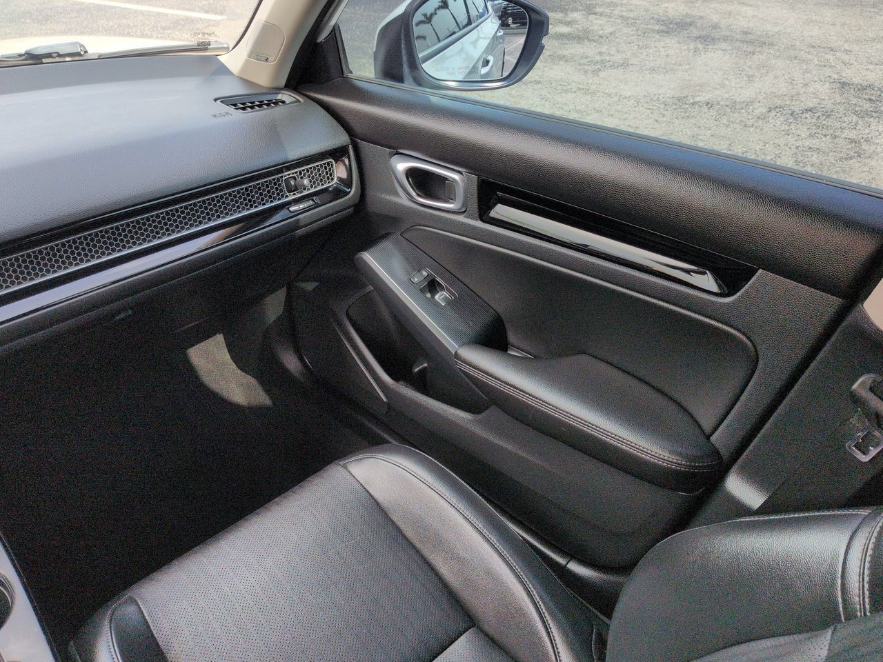 Used 2024 Honda Civic Touring image 17