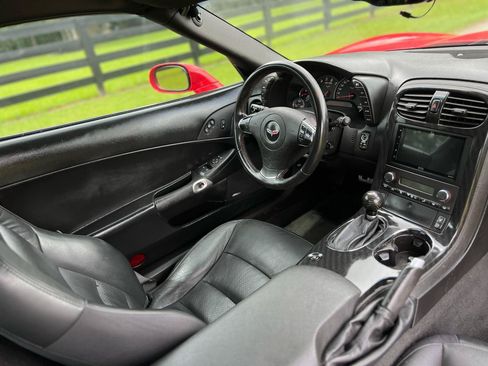 Used 2011 Chevrolet Corvette Grand Sport w/ Preferred Equipment Group RWD image 16