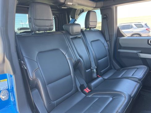 Used 2023 Ford Bronco Badlands AWD/4WD image 28