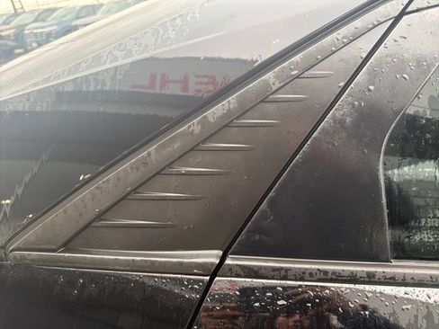 Used 2022 Hyundai Elantra SEL FWD image 15