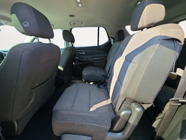 Used 2020 Chevrolet Traverse LT FWD image 13