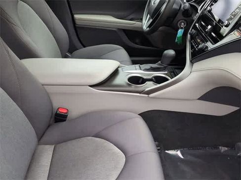 Used 2024 Toyota Camry LE image 22