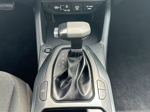 Used 2025 Kia K4 LXS image 27