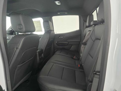 New 2026 GMC Canyon Elevation w/ Convenience Package image 16