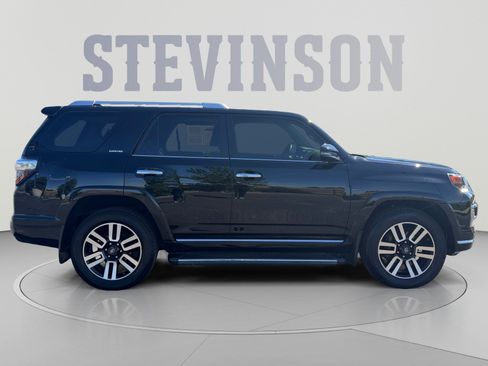 Used 2019 Toyota 4Runner Limited w/ Four Season Floor Mat Package AWD/4WD image 6