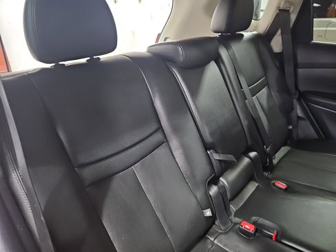 Used 2019 Nissan Rogue SL image 12