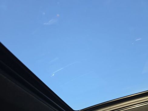 Used 2024 Cadillac XT6 Premium Luxury FWD image 17