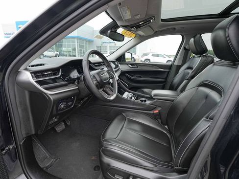 Used 2024 Jeep Grand Cherokee Limited 4xe AWD/4WD image 15