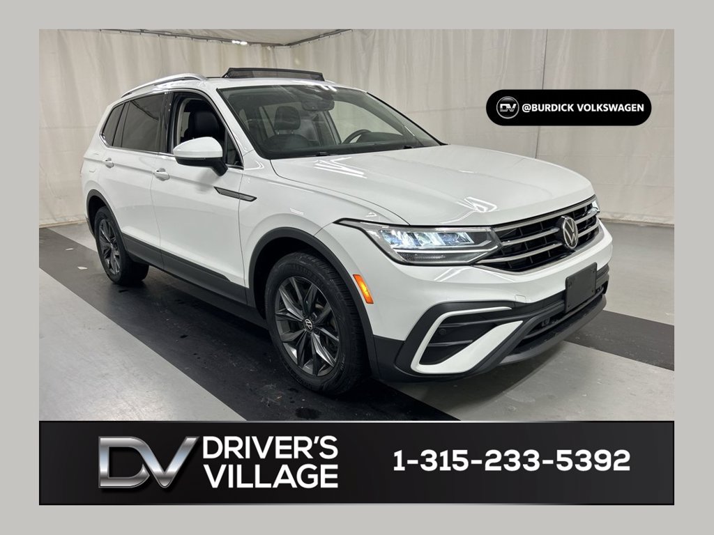 Used 2022 Volkswagen Tiguan SE w/ Panoramic Sunroof Package AWD/4WD image 1