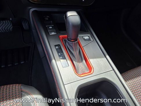 Used 2025 Nissan Kicks SR AWD/4WD image 31