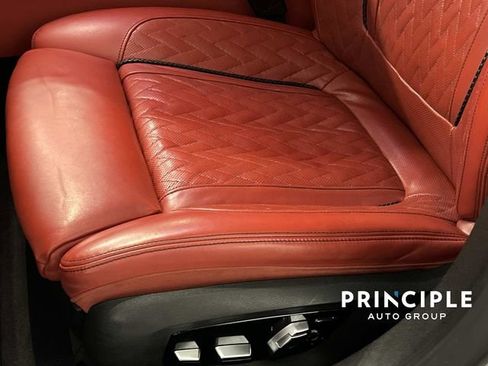 Used 2021 BMW M760i xDrive image 16