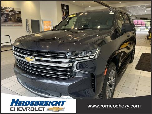 Used 2024 Chevrolet Tahoe LT w/ Luxury Package AWD/4WD image 6