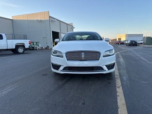 Used 2017 Lincoln MKZ Premiere image 8