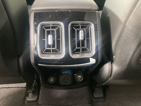 Certified 2023 Kia Sorento SX Prestige image 15