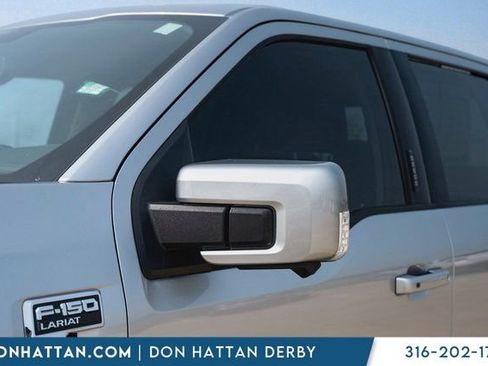 Used 2022 Ford F150 Lariat w/ Trailer Tow Package image 37