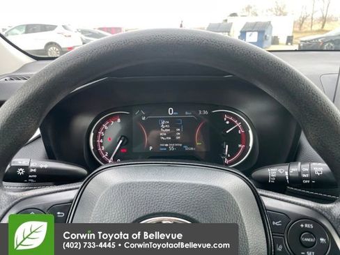 Used 2025 Toyota RAV4 XLE image 9