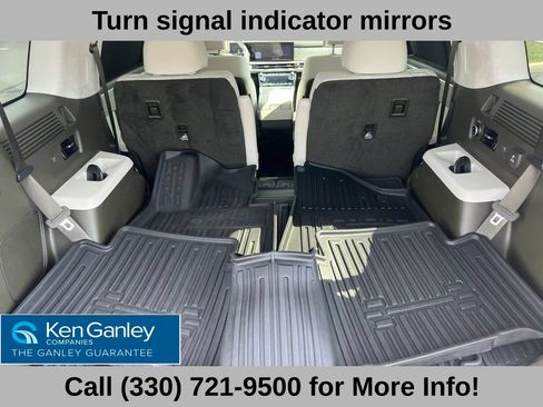 Used 2025 Hyundai Santa Fe Calligraphy w/ Tow & Go Package AWD/4WD image 51