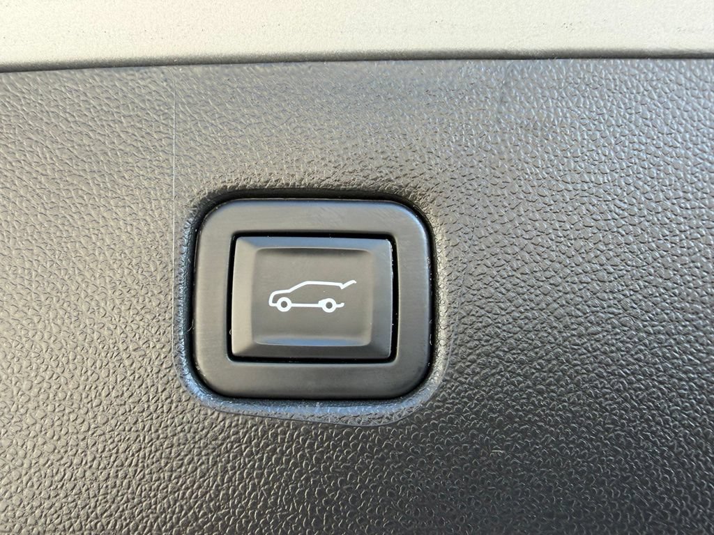 Used 2022 Chevrolet Blazer Premier w/ Enhanced Convenience Package AWD/4WD image 42