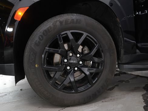 Used 2022 GMC Yukon XL SLT w/ SLT Luxury Package AWD/4WD image 33