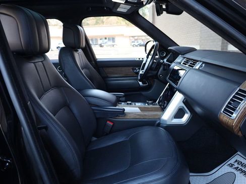 Used 2020 Land Rover Range Rover HSE image 28
