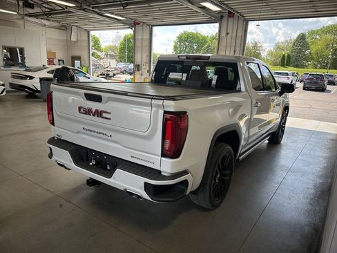 Used 2022 GMC Sierra 1500 Denali w/ Denali Reserve Package AWD/4WD image 7