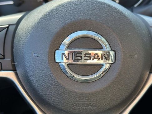 Used 2017 Nissan Rogue Sport SV w/ SV Premium Package image 29