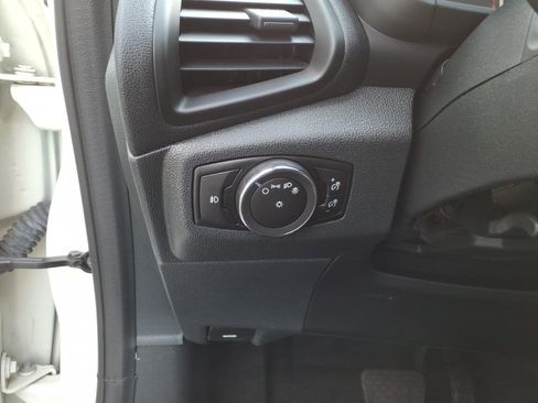 Used 2021 Ford EcoSport SE w/ SE Convenience Package image 11