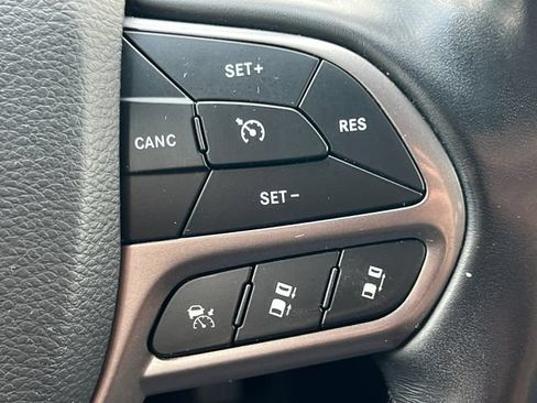Used 2021 Jeep Cherokee Limited AWD/4WD image 24