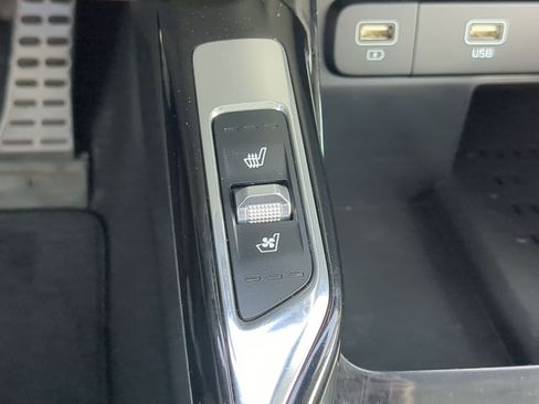 Used 2022 Kia Sorento SX Prestige w/ Panoramic Sunroof Package AWD/4WD image 25