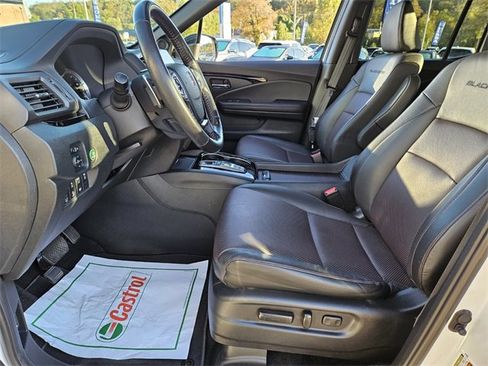 Used 2023 Honda Ridgeline Black Edition image 8