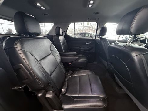 Used 2019 Chevrolet Traverse LT image 29