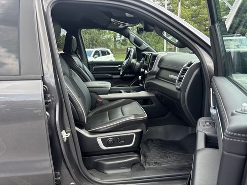 Used 2024 RAM 1500 Laramie AWD/4WD image 24